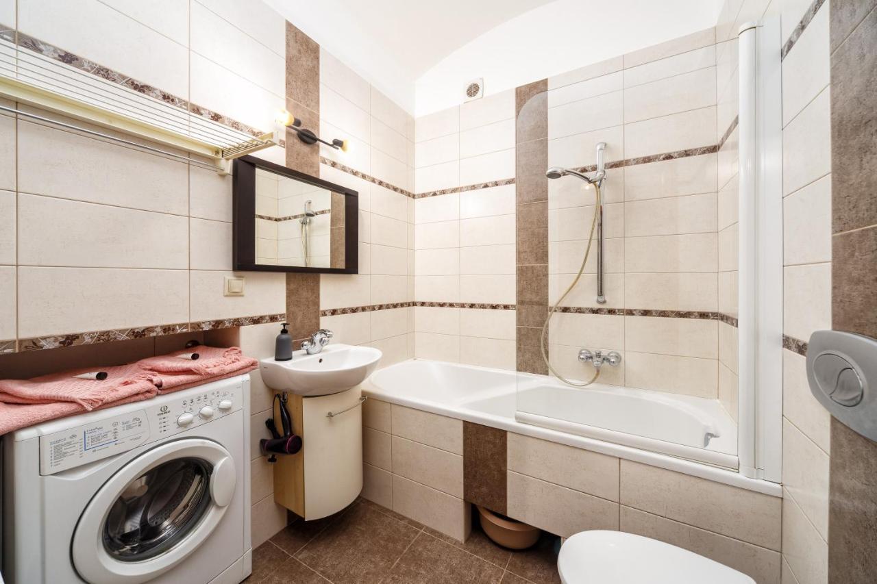 Na Katedralniy Apartment Лвив Екстериор снимка